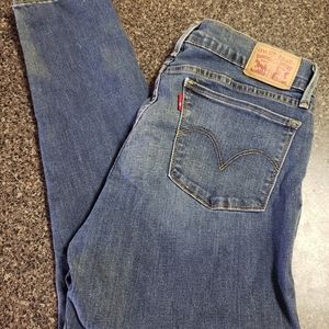 Levi jeans